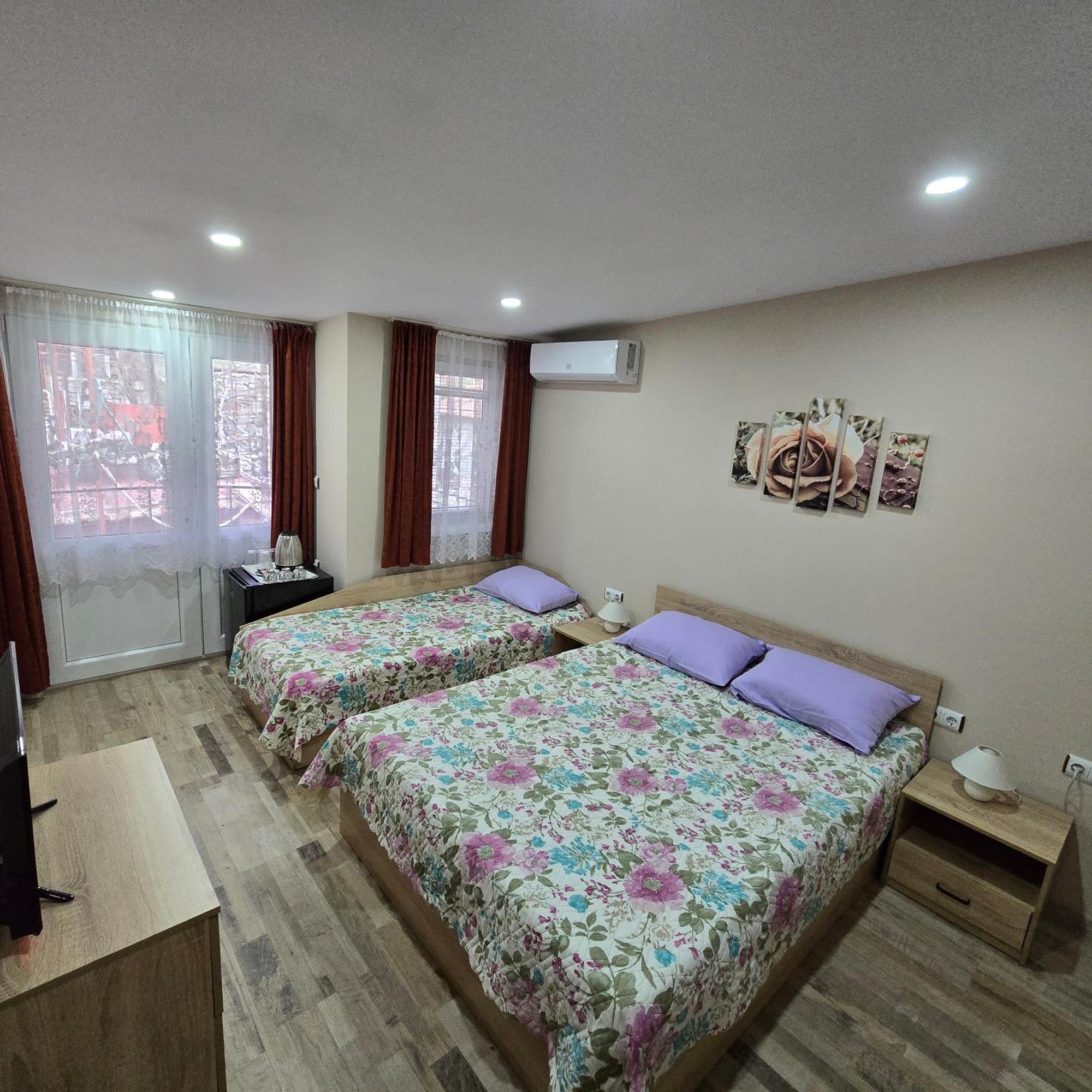 Fema Guest House Baltsjik Rom bilde